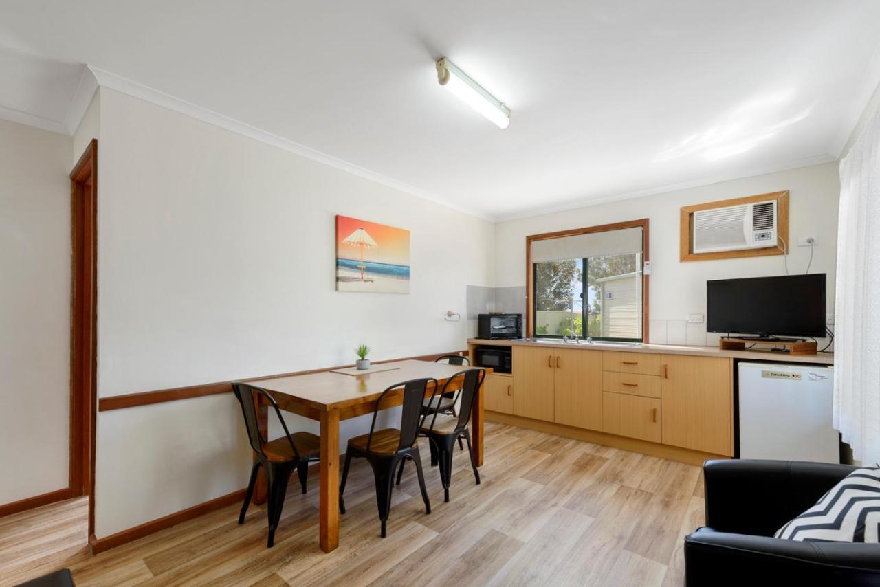 Moonta Bay Accommodation Port Moonta Exterior photo